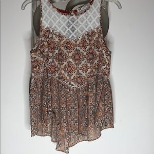 Jolt multi patterned with lace sleeveless top